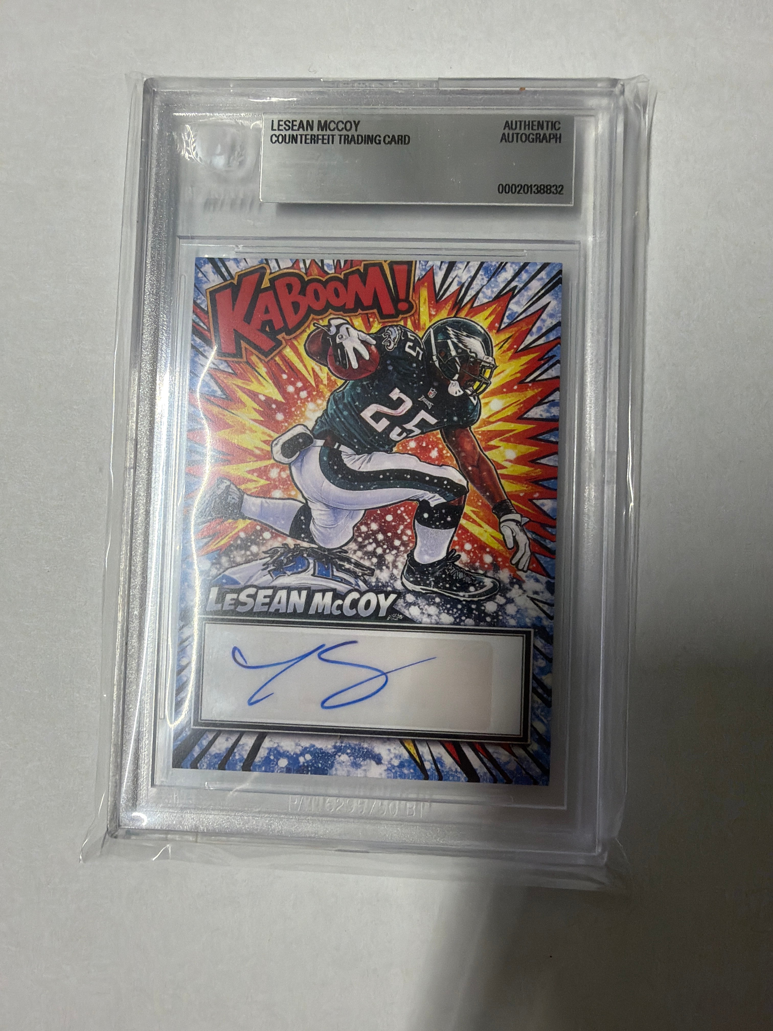 Lesean Mccoy authentic player signature Beckett