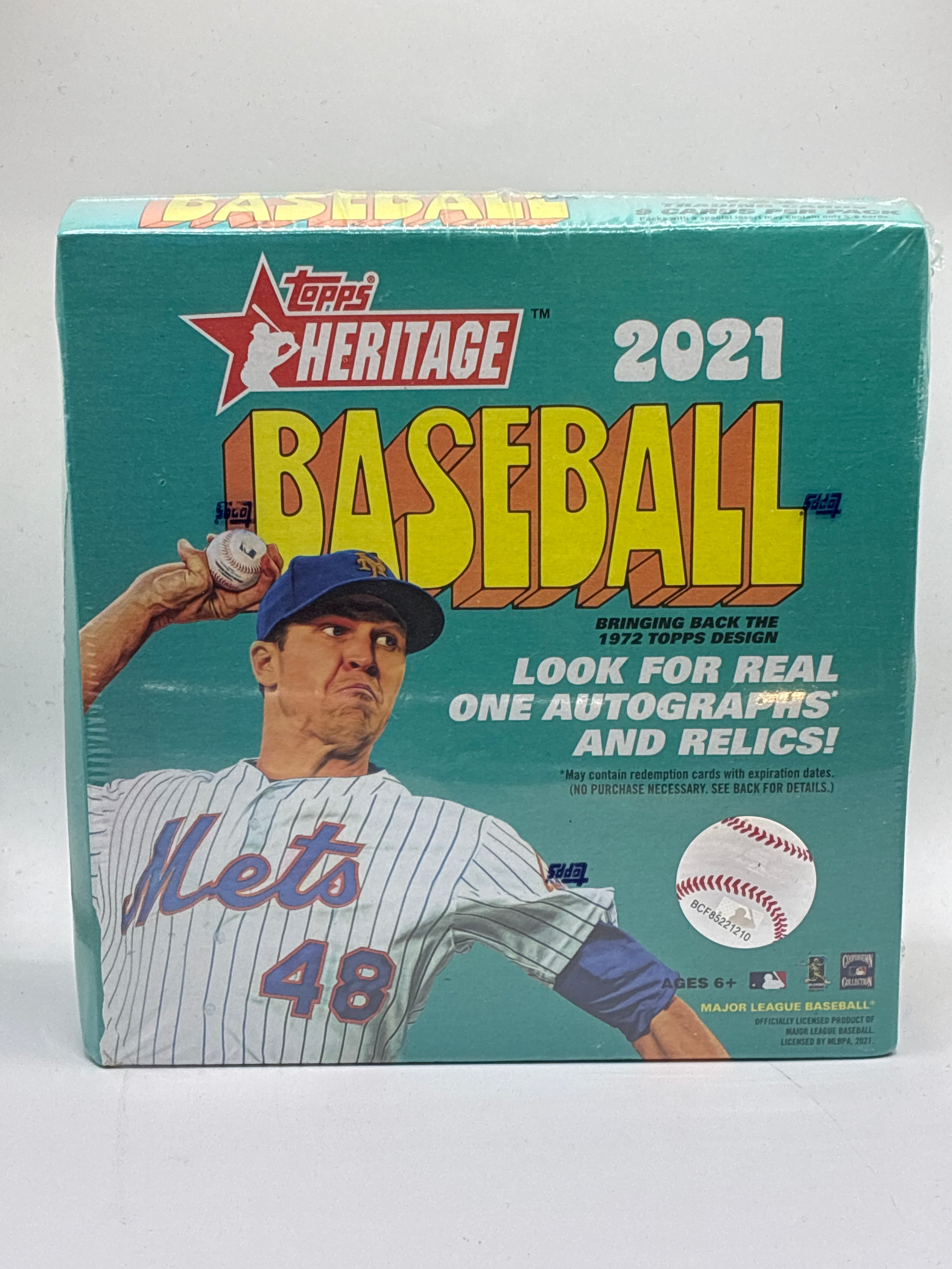 2021 Topps Heritage Baseball Mega Box