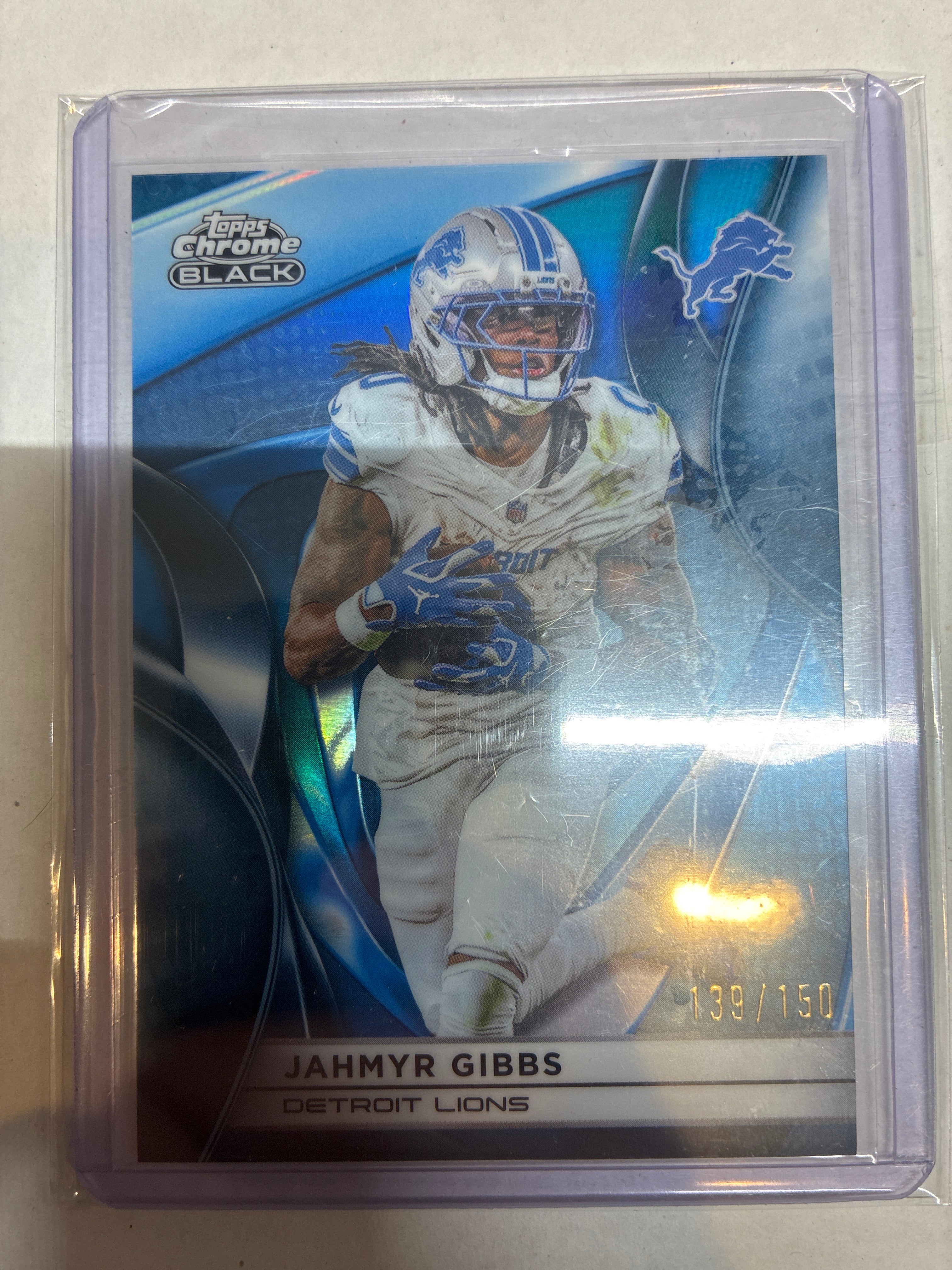2025 Topps Chrome Black Jahmyr Gibbs Blue Refractor 139/150 #37