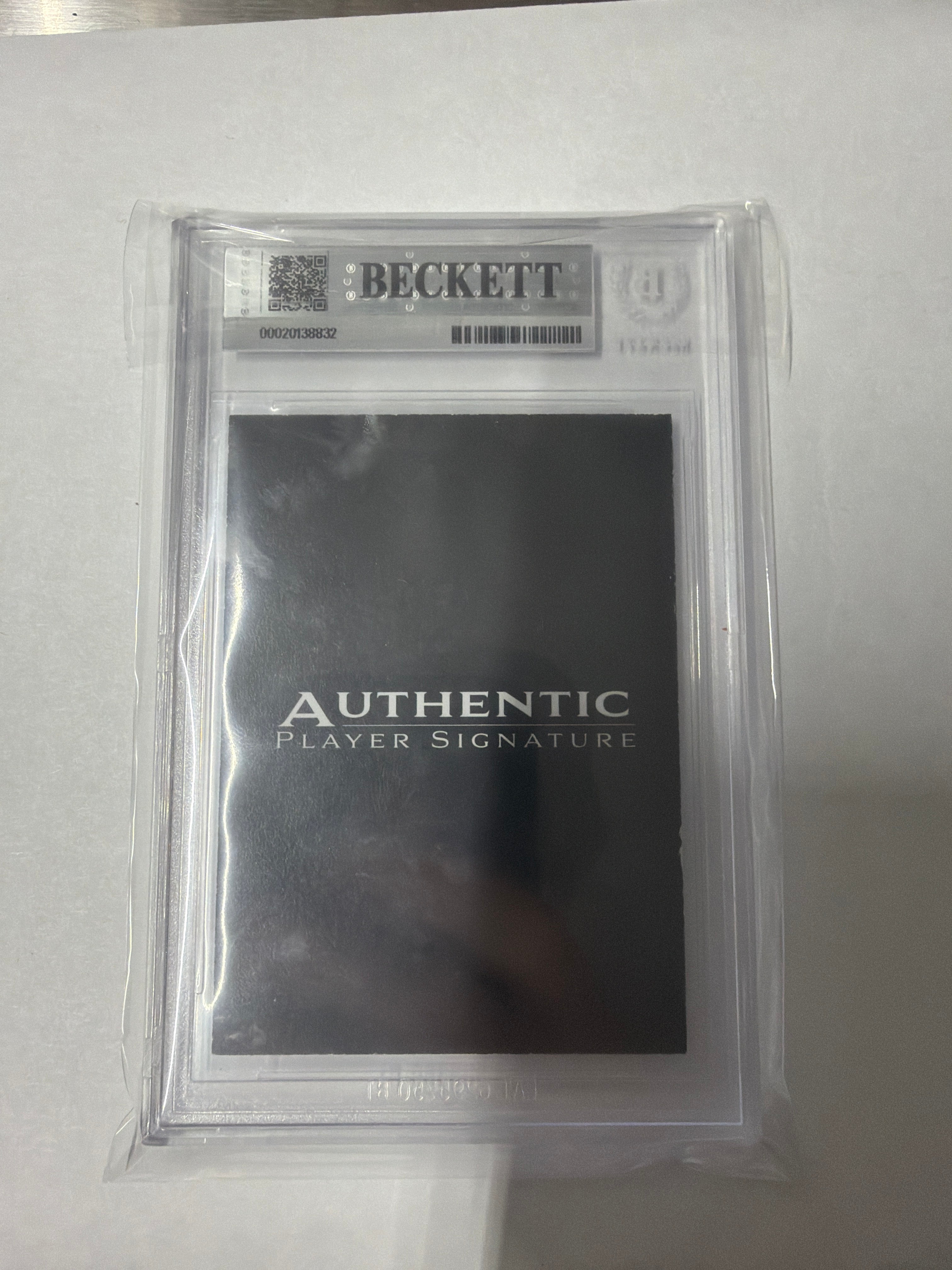 Lesean Mccoy authentic player signature Beckett