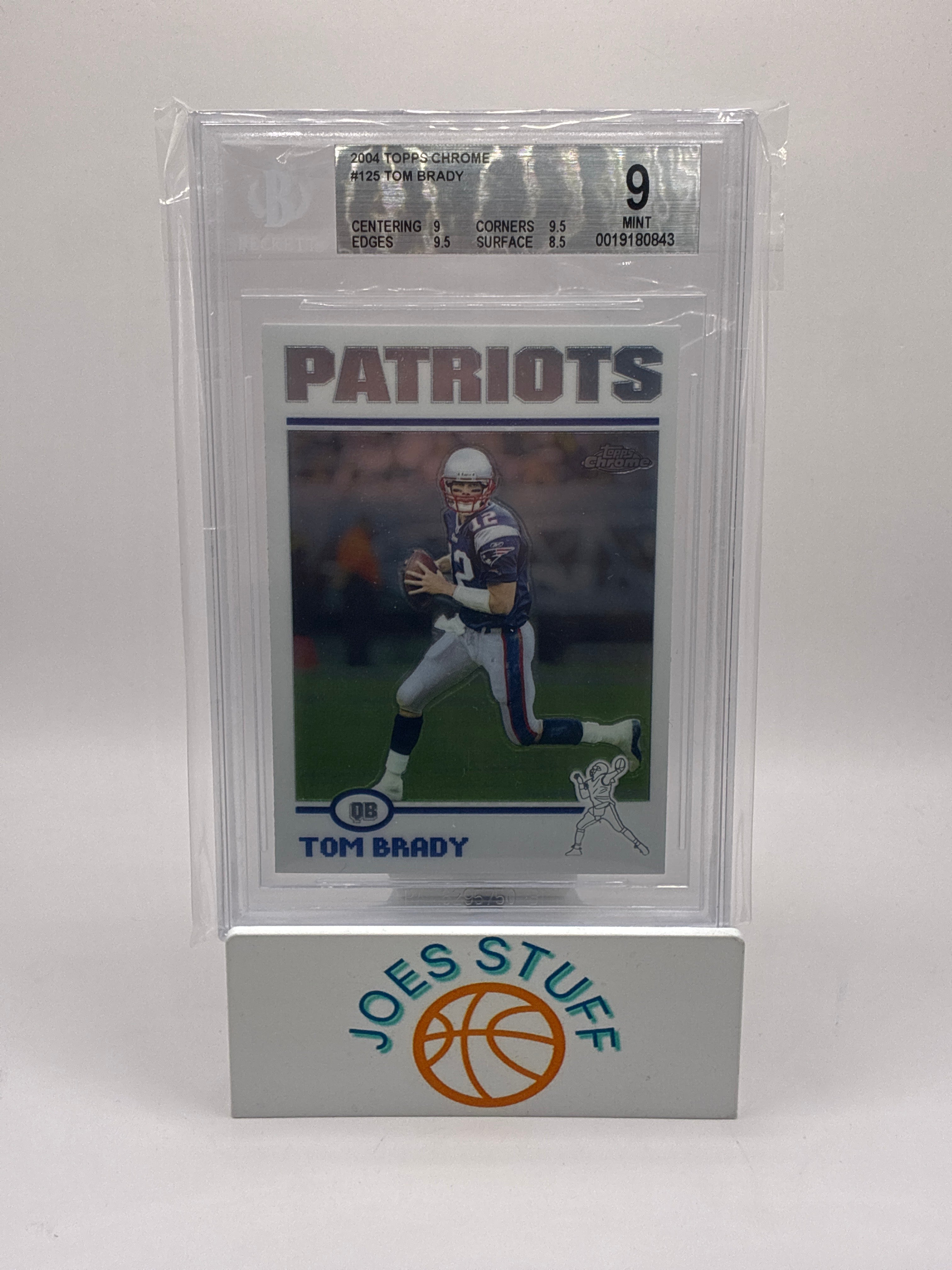 2004 Topps Chrome Tom Brady #125 Beckett 9