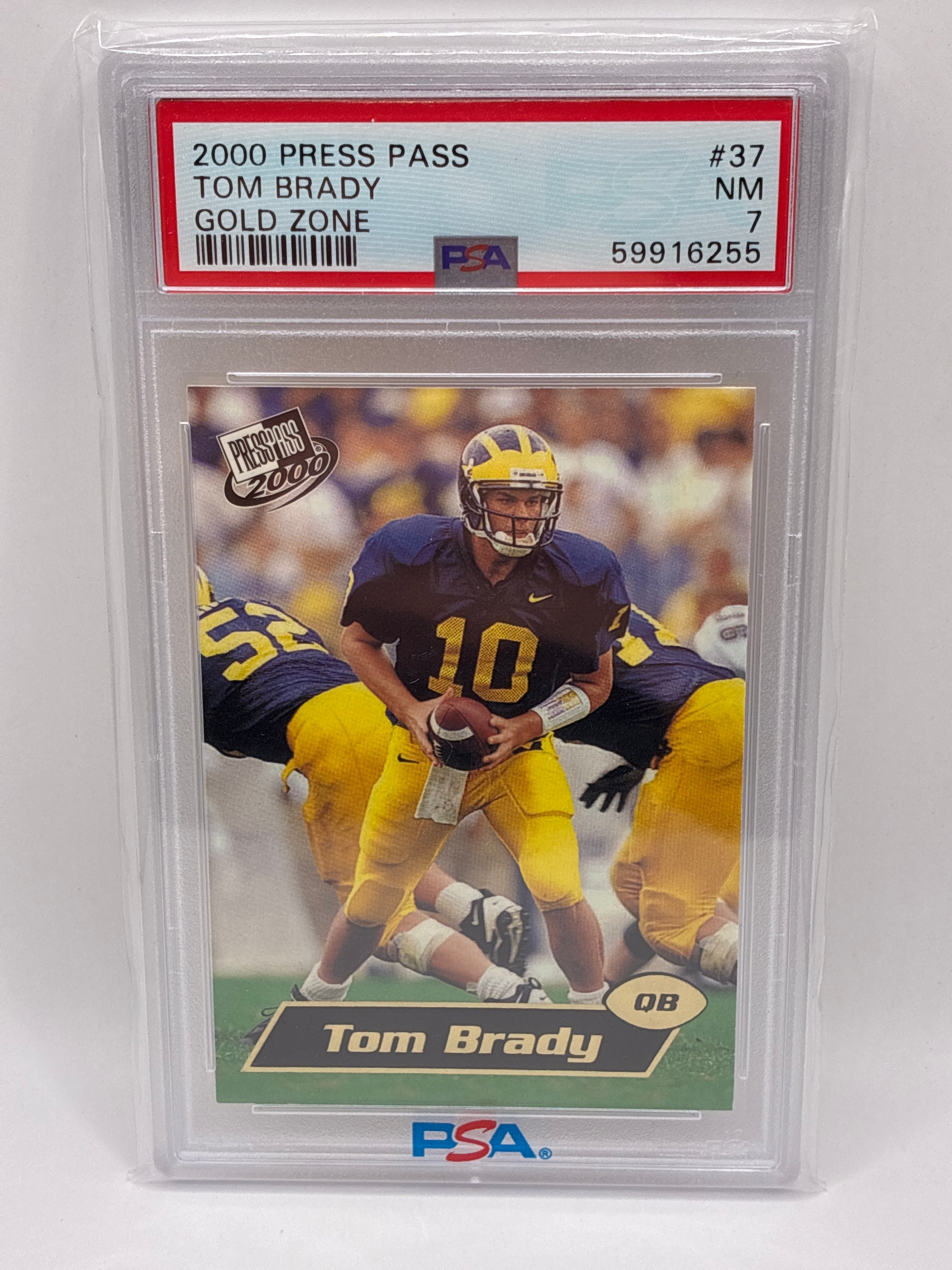 2000 Press Pass Tom Brady #37 Gold Zone PSA 7