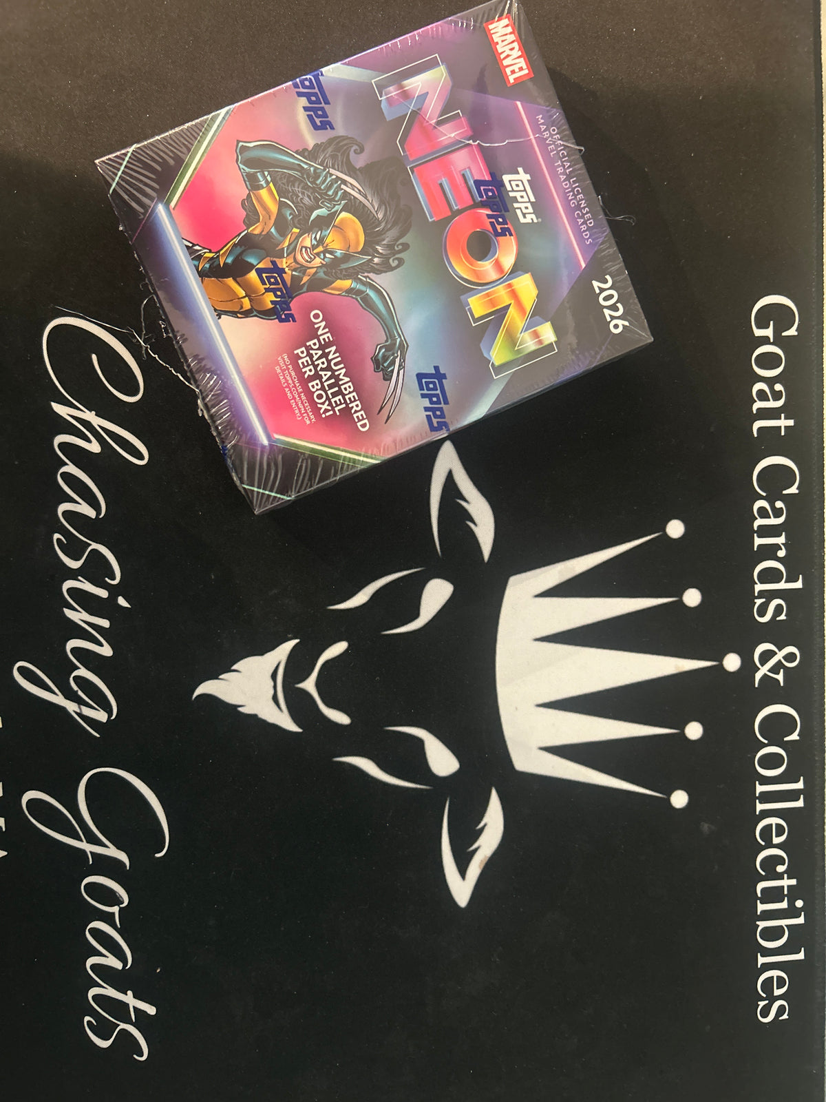 2026 Topps Neon Mega Box