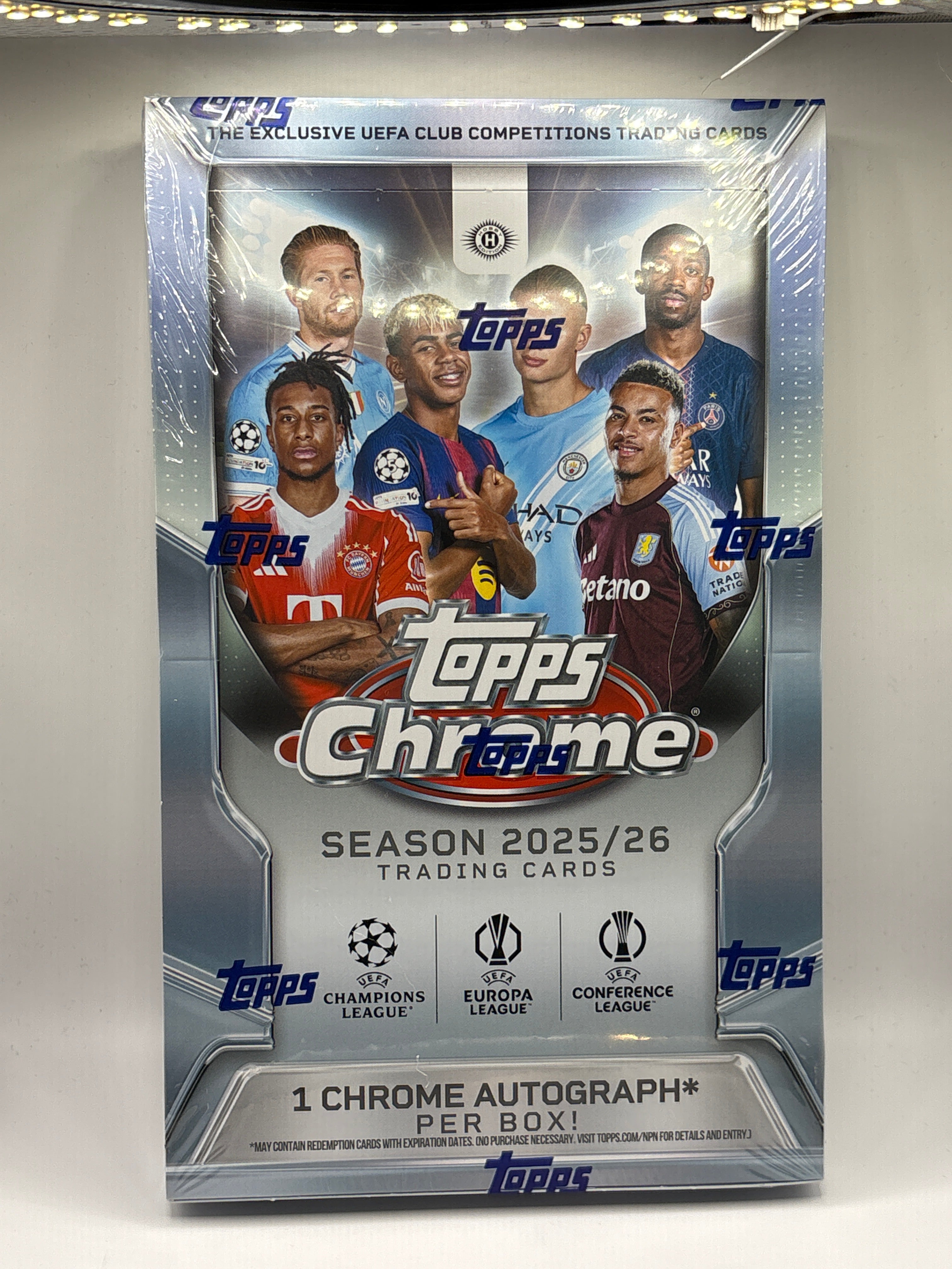 2025-26 Topps Chrome Soccer Hobby Box