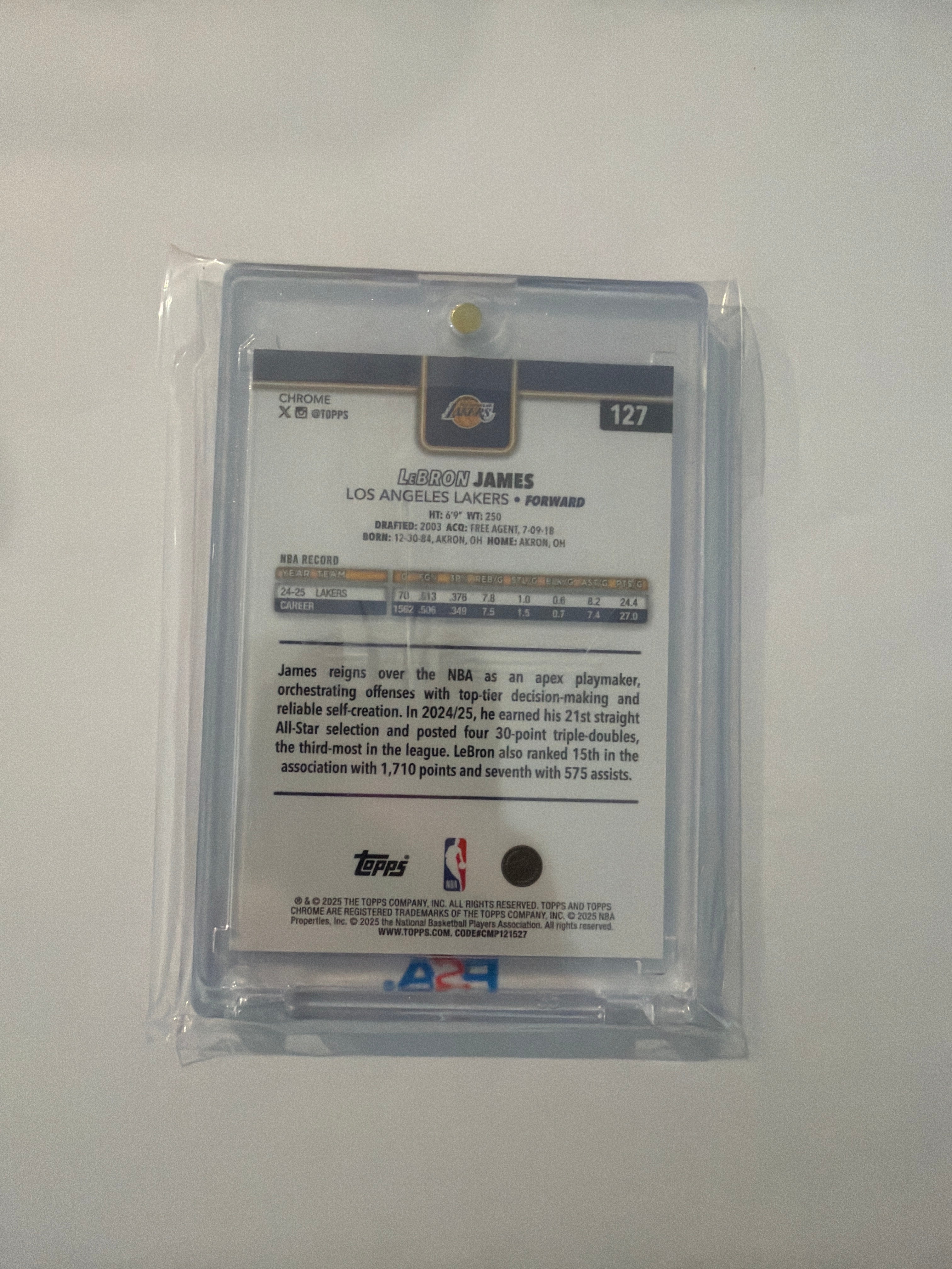 2025 Topps LeBron James xfractor
