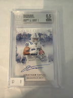 2020 Panini origins rookie autographs Jonathan Taylor Beckett 8.5