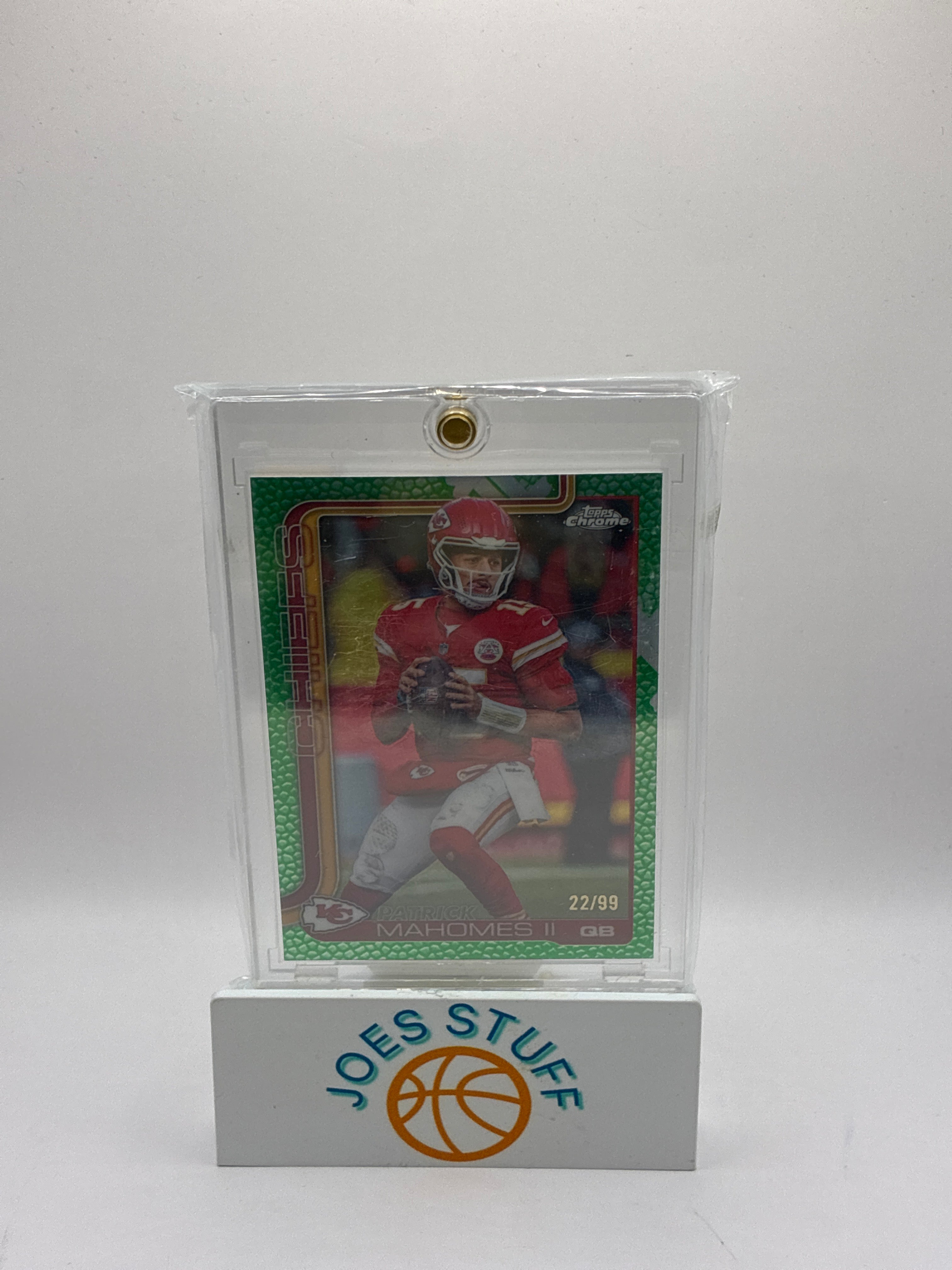 2025 Topps Chrome Patrick Mahomes Green Parallel 22/99