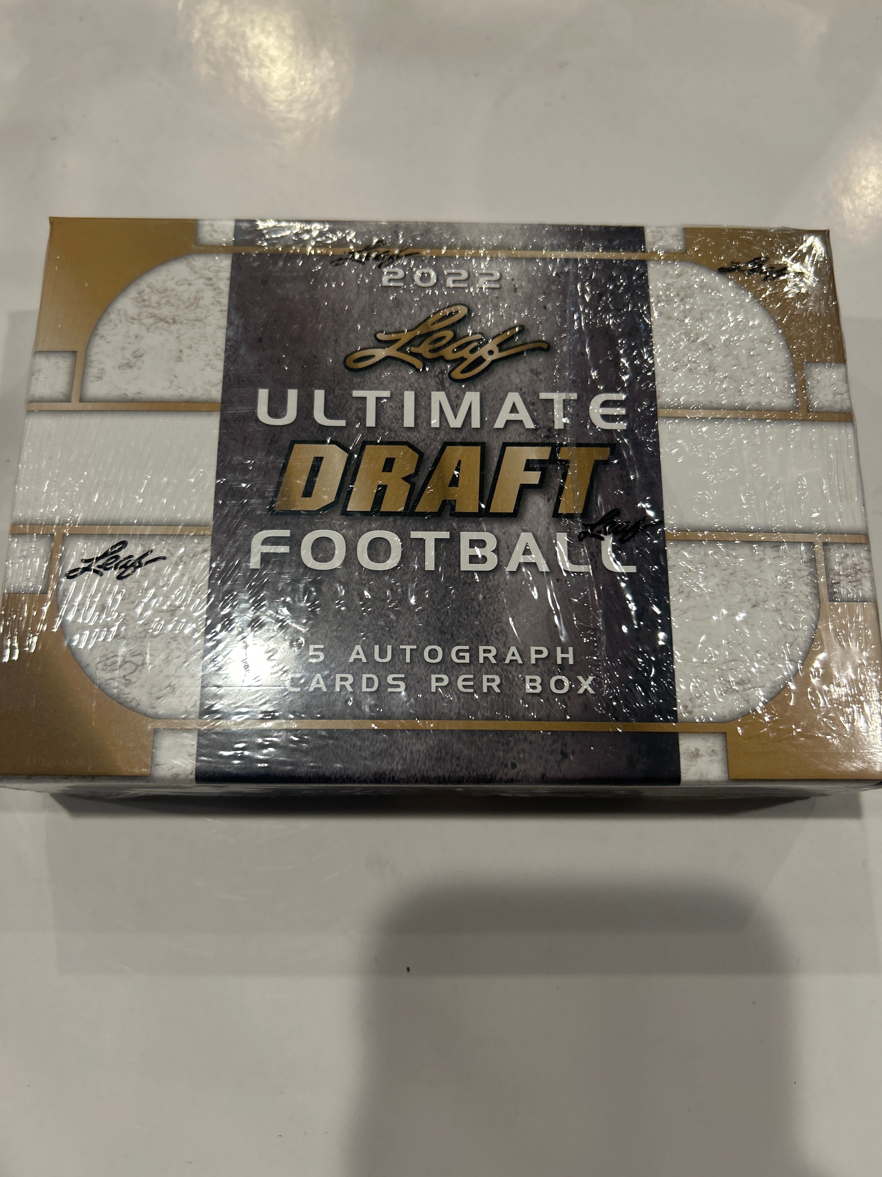 2022 Leaf Ultimate Draft Football Hobby Box