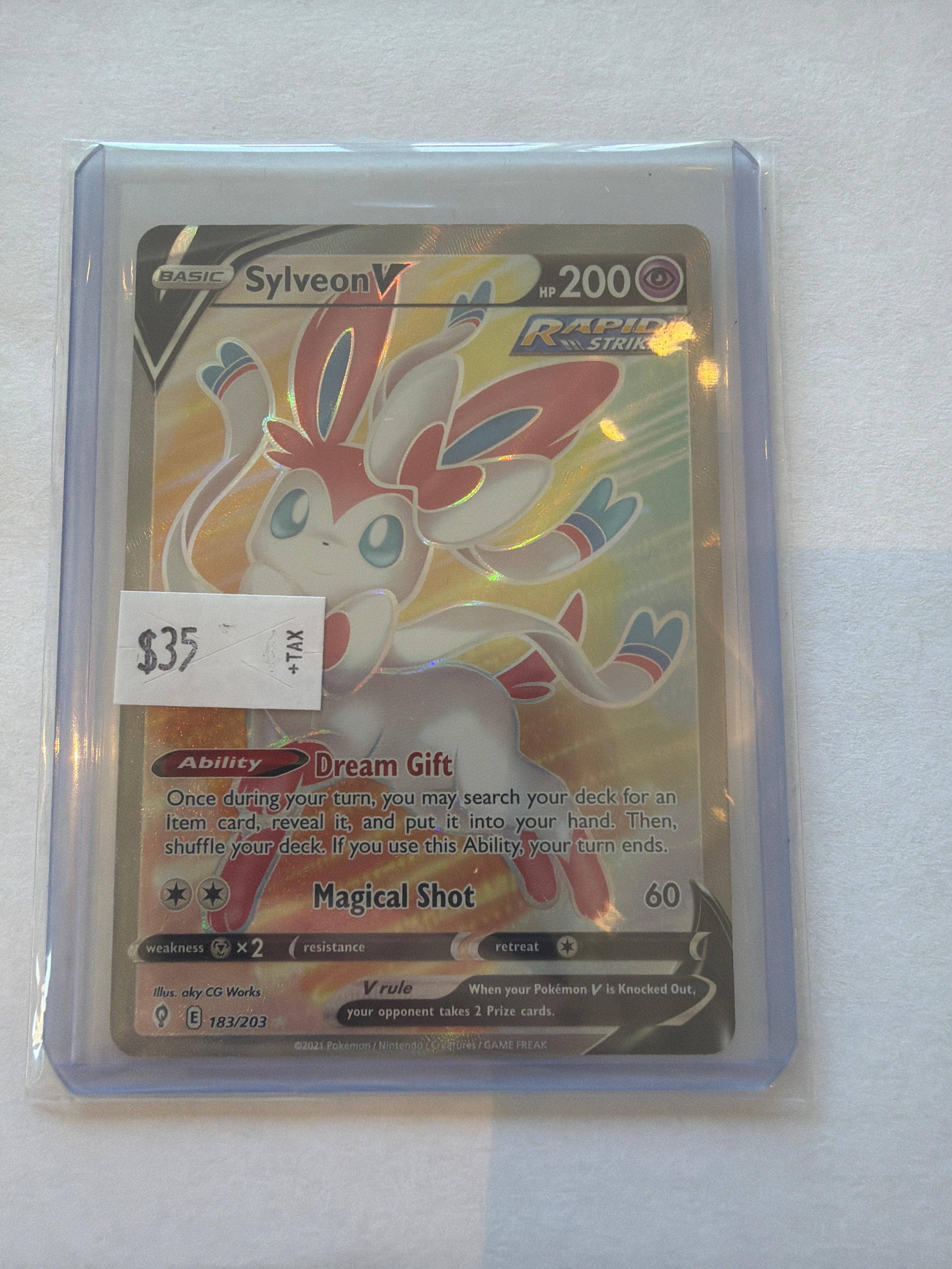 Sylveon V 183/203