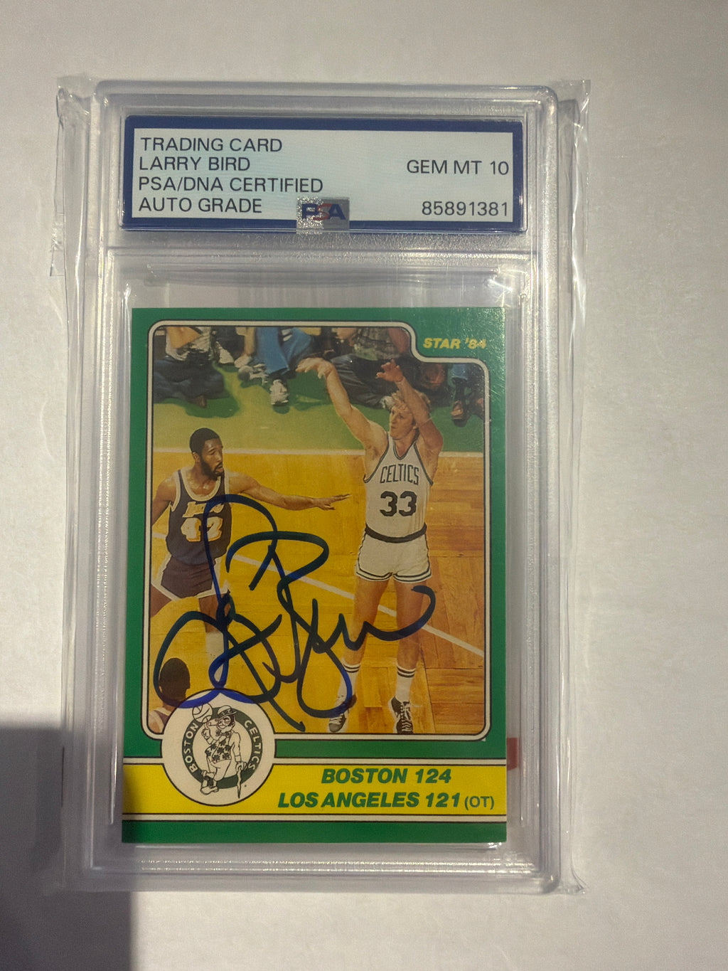 1984 star Larry Bird Autograph PSA certified