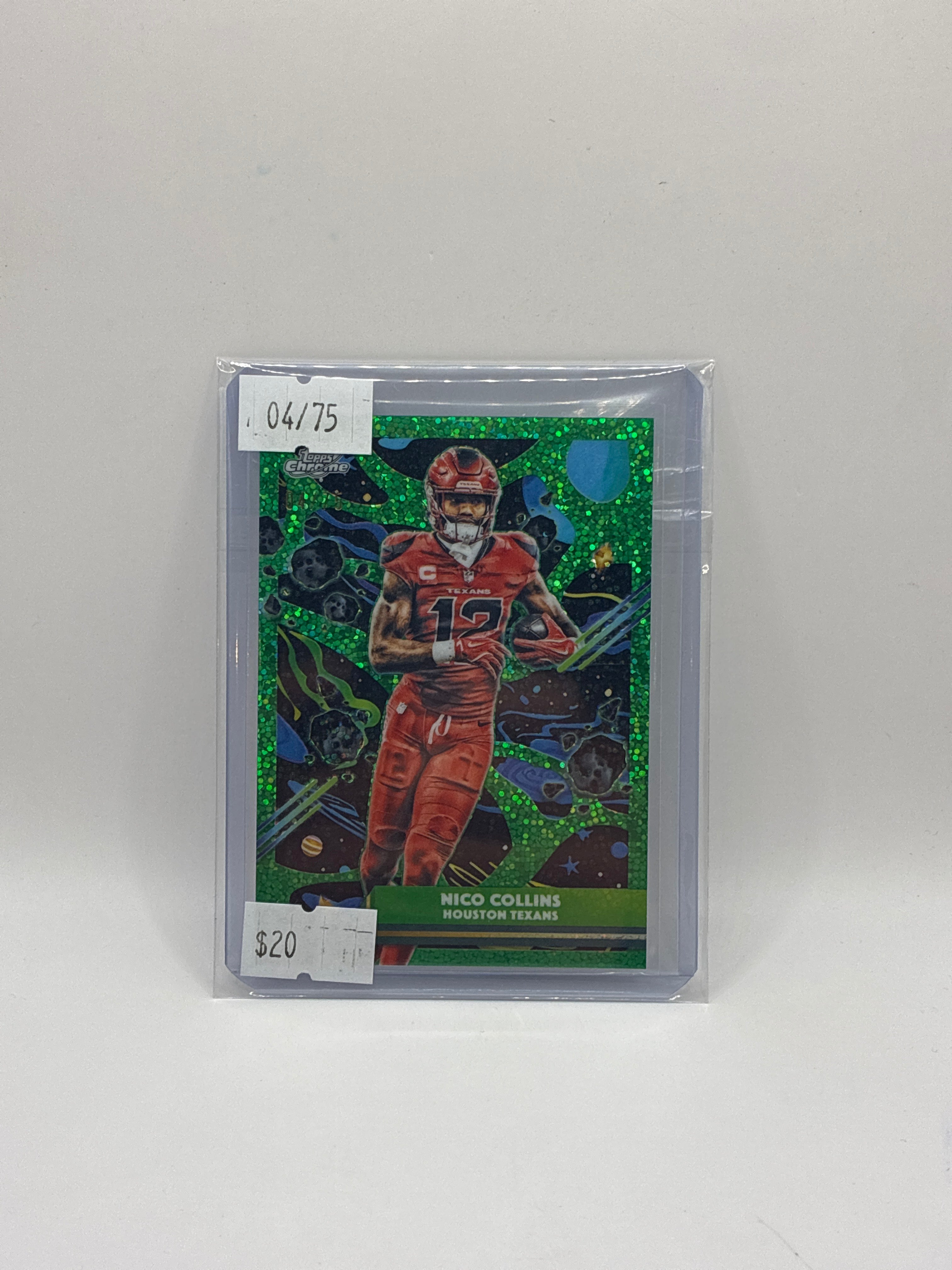 2025 Topps Chrome Cosmic Nico Collins Green Space Dust Refractor 04/75