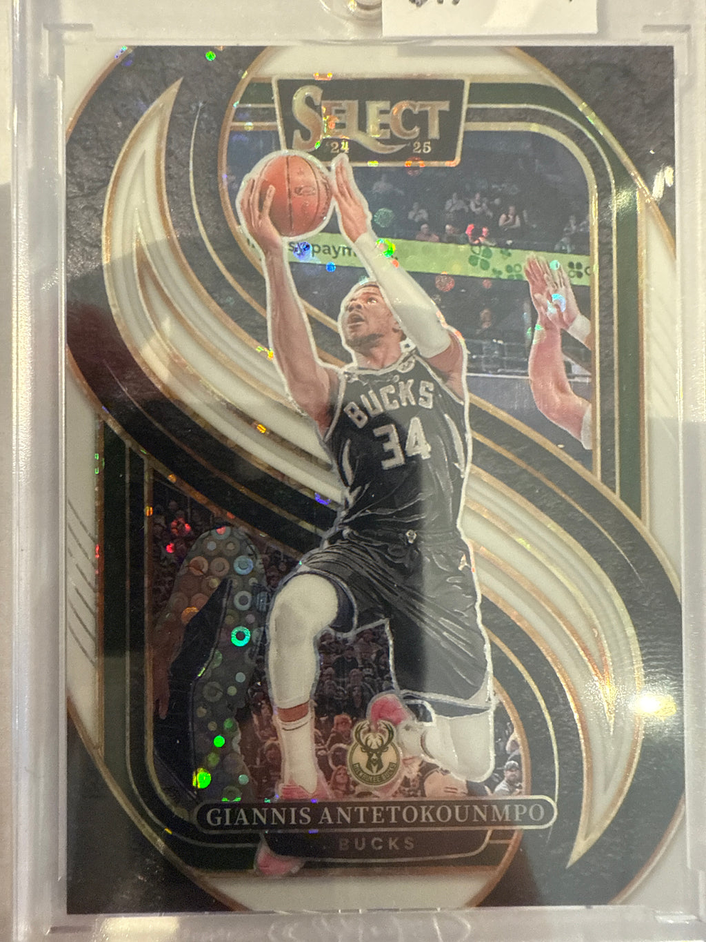 2024/25 Select Giannis Antetokounmpo White Disco 57/75