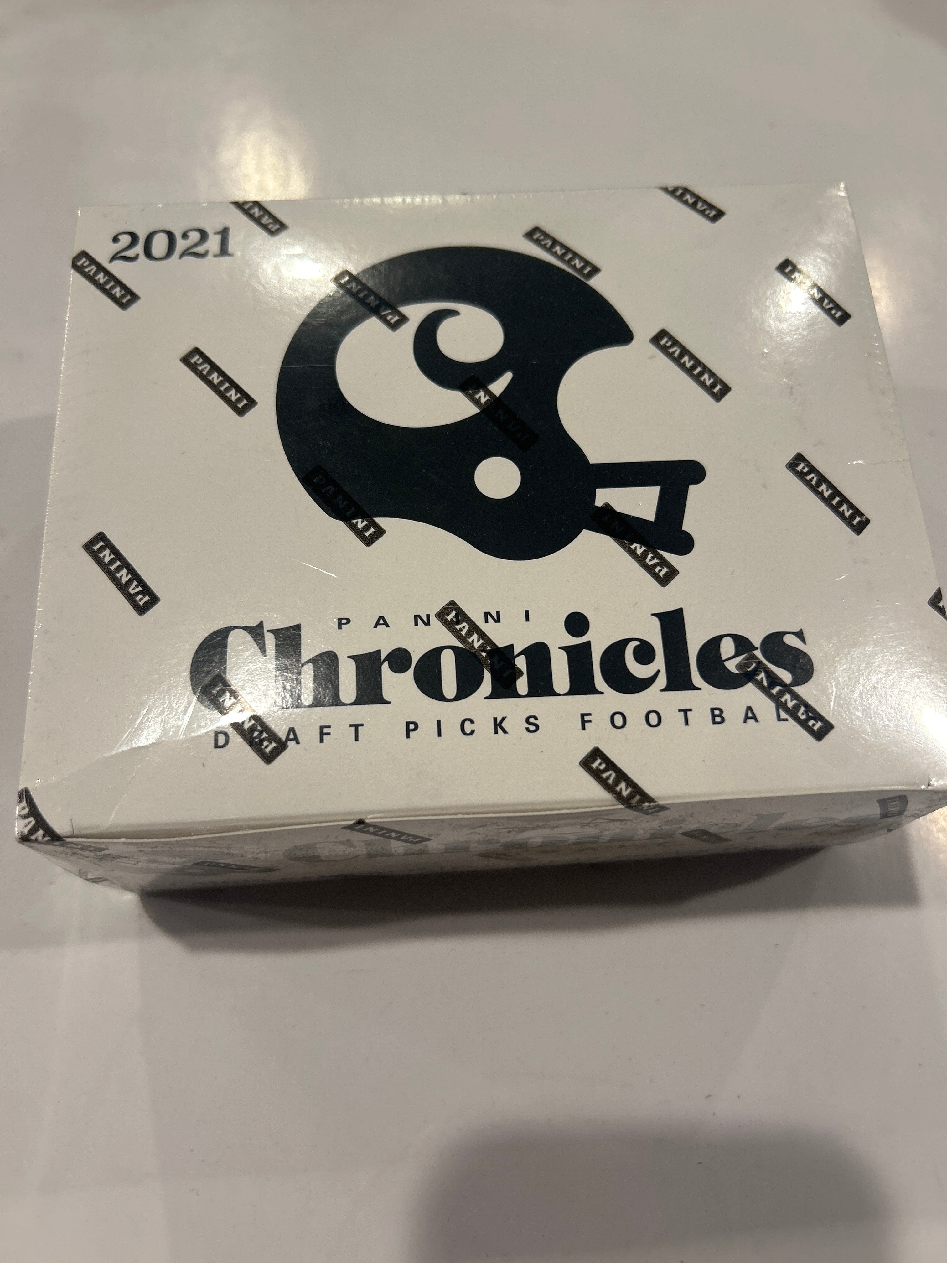 2021 Panini Chronicles Draft Picks Football Fat Pack Box