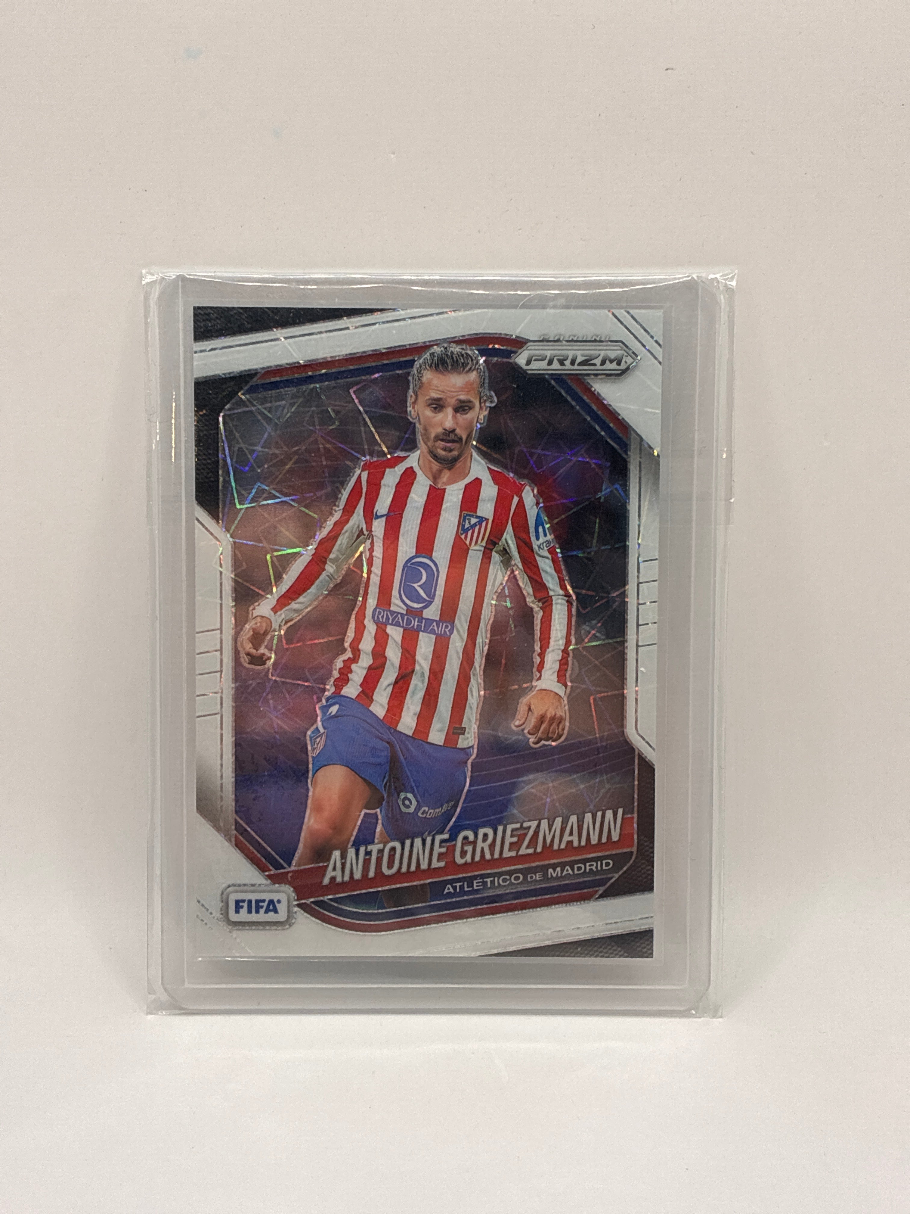 2025-26 Panini Prizm Fifa Antoine Greizmann Soccer Ball Parallel