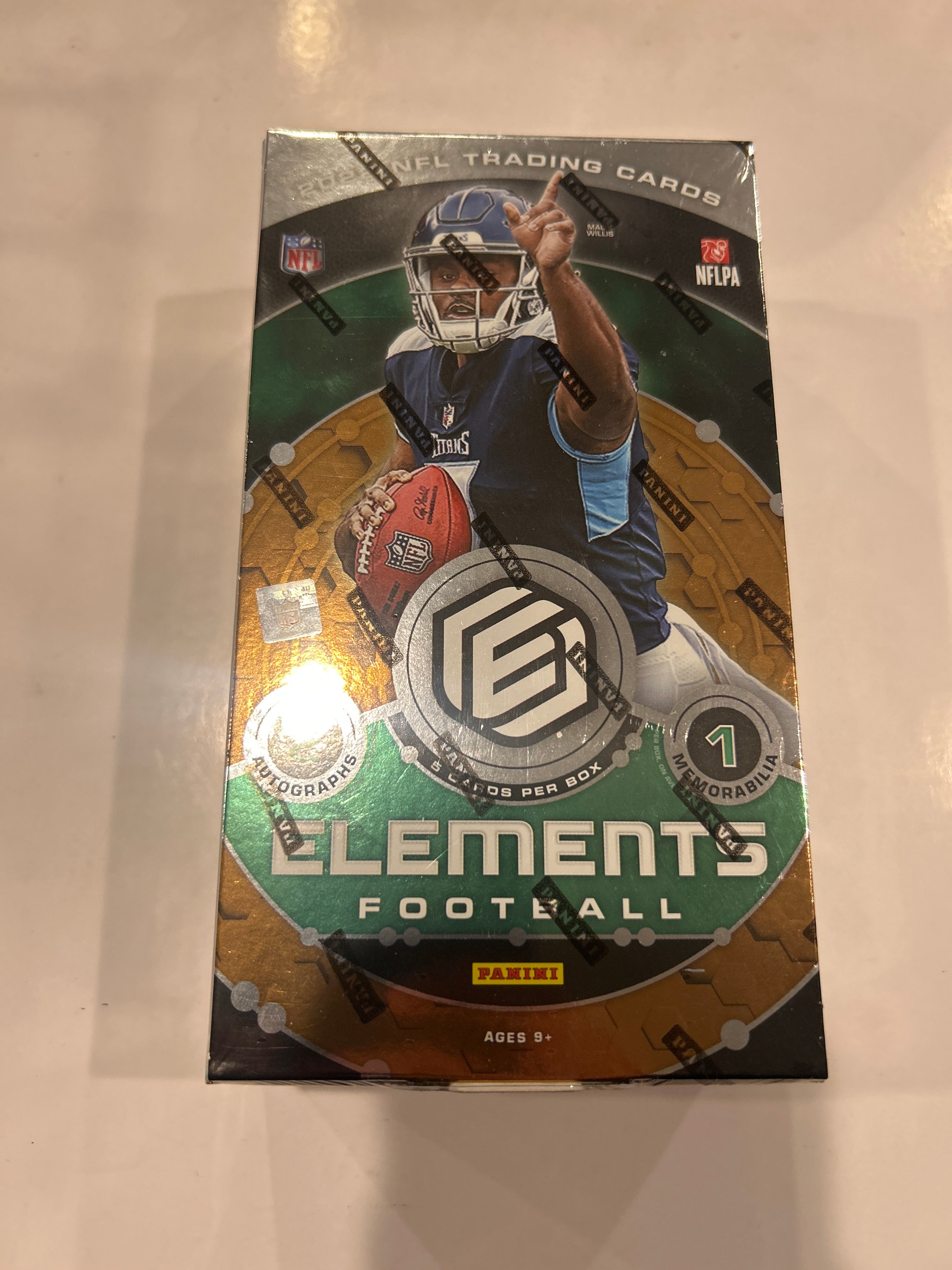 2022 Panini Elements Football Hobby Box